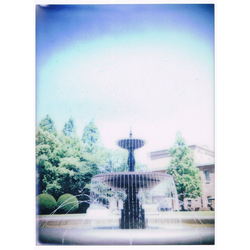 デザイン名/ 噴水のある風景