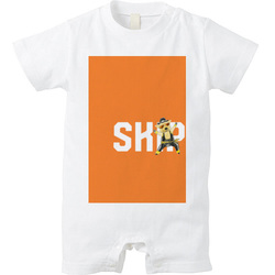 スキップくん(右)